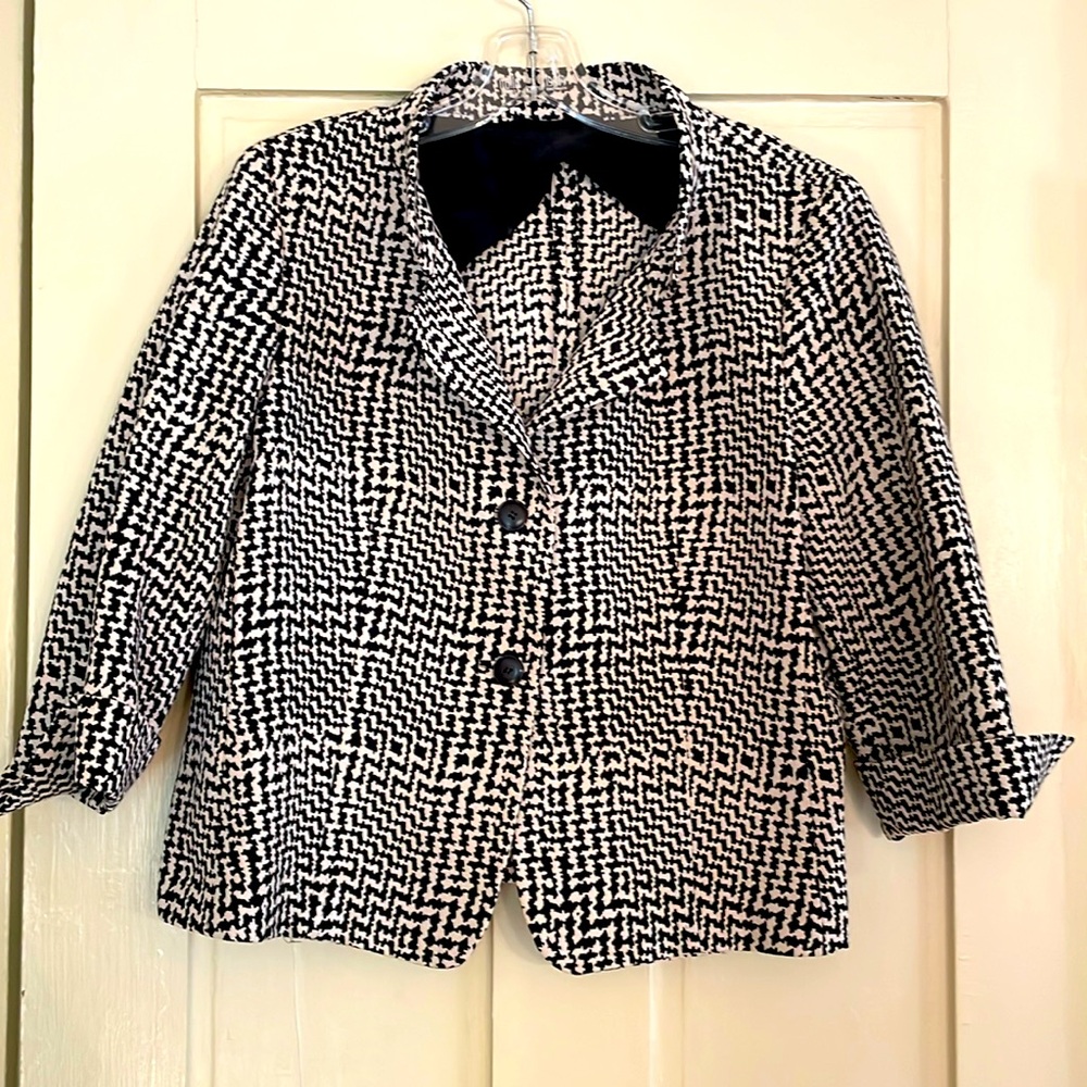 Max Mara cotton blend houndstooth jacket, size 10-12